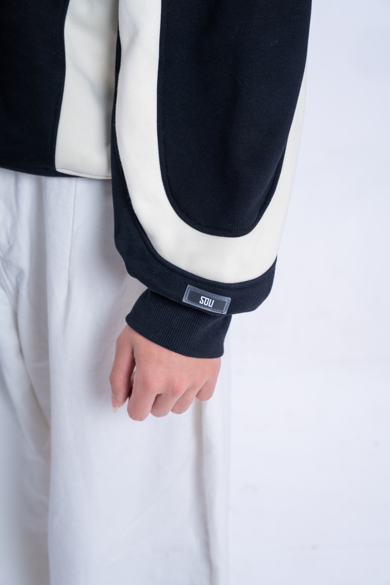 [SOLI] TIMELESS Wave Sweate/Black