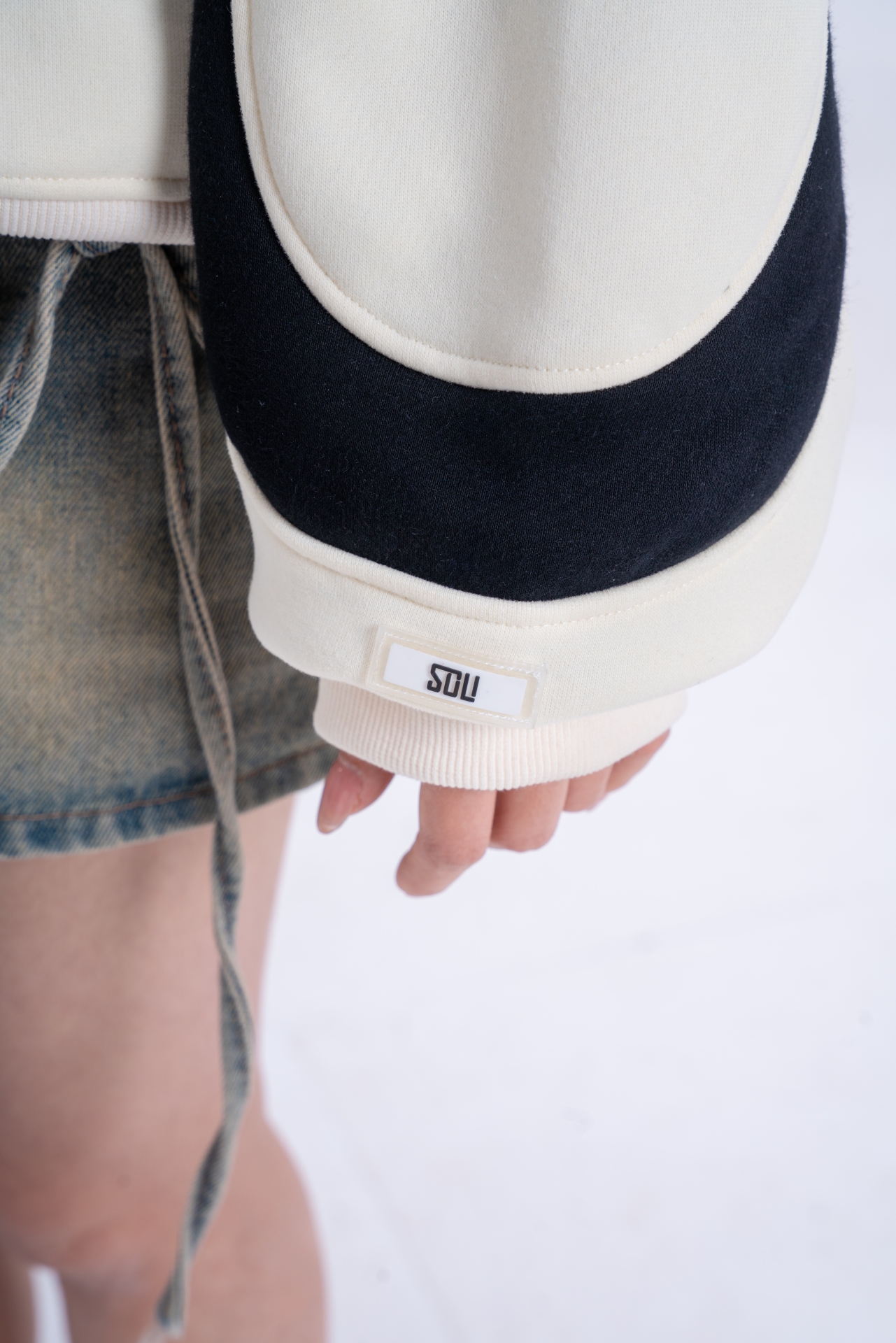 [SOLI] TIMELESS Wave sweater/ Beige